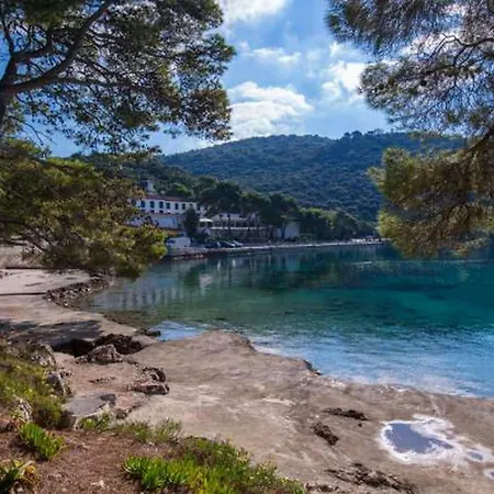 Bruna Lastovo-comfort One Bedroom With Balcony And Sea View-plavi Apartamento